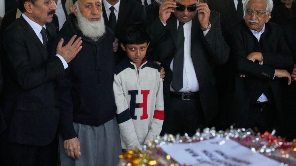 Pakistan investigates Islamabad suicide blast that killed 12