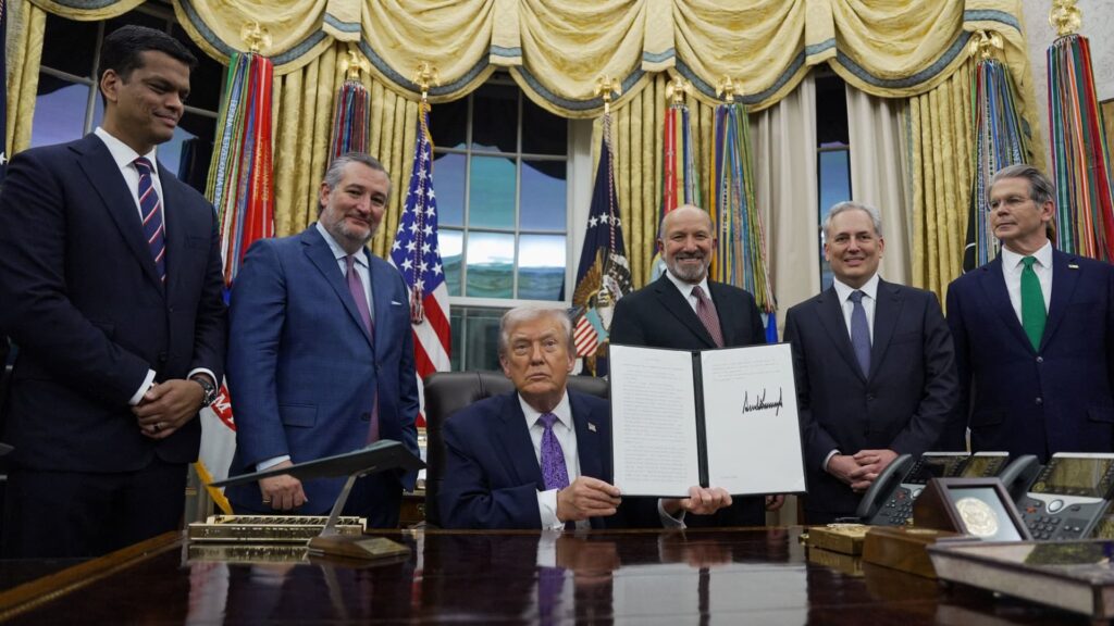 AI order by Trump might be illegal: Democrats, consumer groups