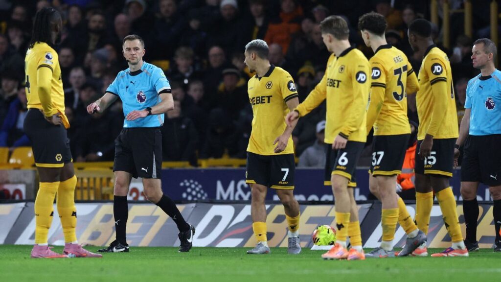VAR Review: Man United’s two handball penalties at Wolves