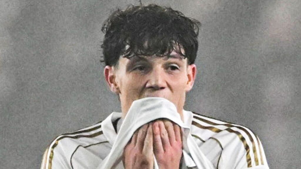 Sparta Prague 3-0 Aberdeen: Winless Dons finish second bottom of Conference League table | Football News