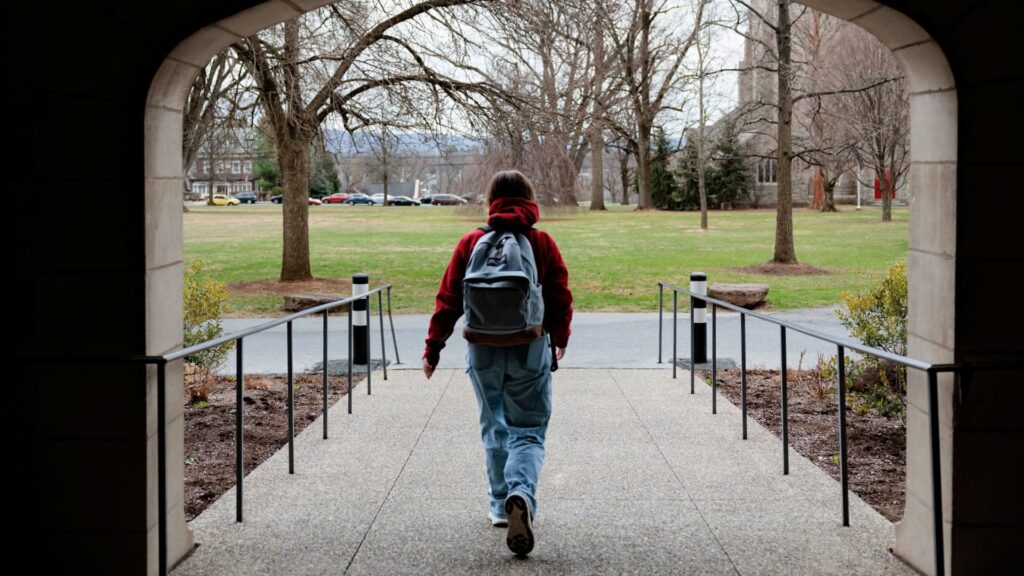 Trump to end student loan SAVE forbearance