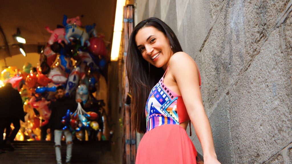 I’ve helped hundreds of Americans move abroad—the 6 biggest lies about relocating