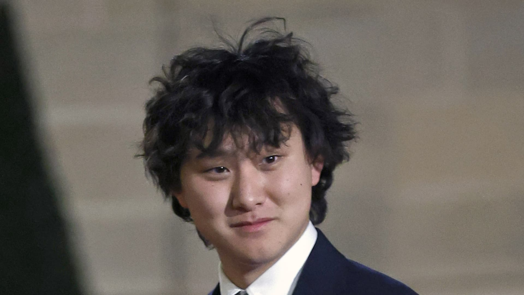 Teens should ‘spend all of your time’ on this