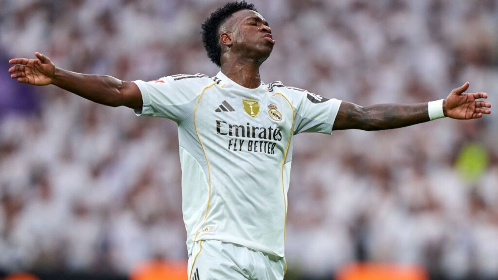 Alonso defends Vinícius’ angry reaction to substitution