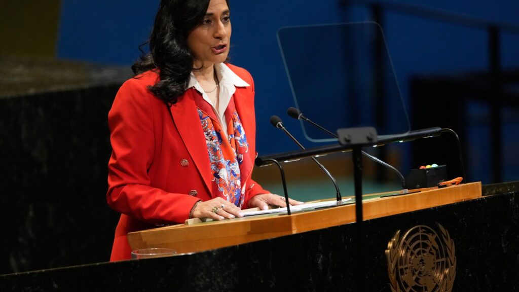 Canada walks fine line with US at the UN