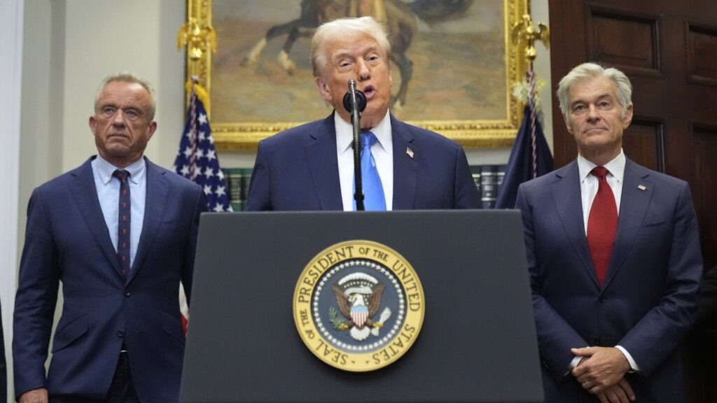 Trump makes unfounded claims about Tylenol, vaccines and autism