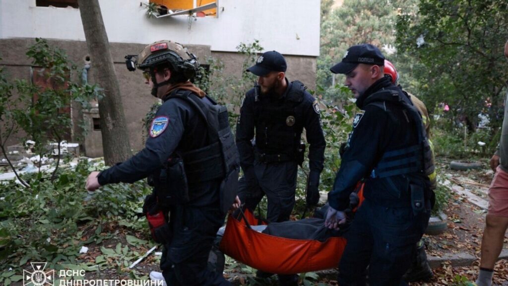 Ukrainian and Russian attacks kill 3 civilians as Zelenskyy prepares to meet Trump