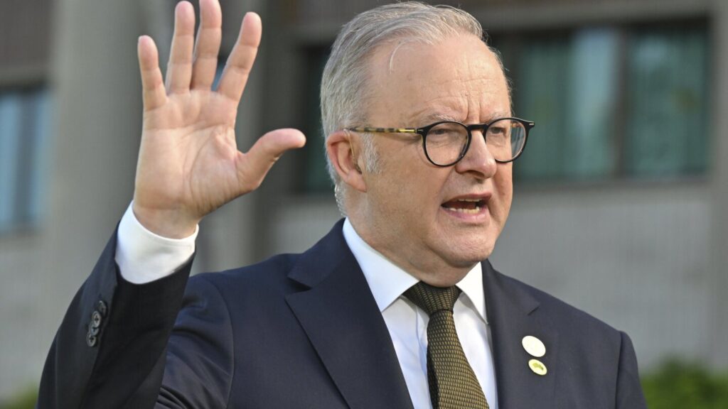 Australia offers to extend Papua New Guinea’s Parliament House as gift for independence anniversary