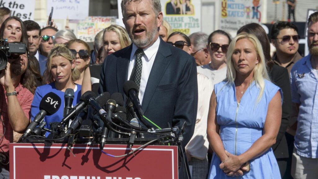 Kentucky Rep. Thomas Massie turns to Sen. Rand Paul to push back against Trump