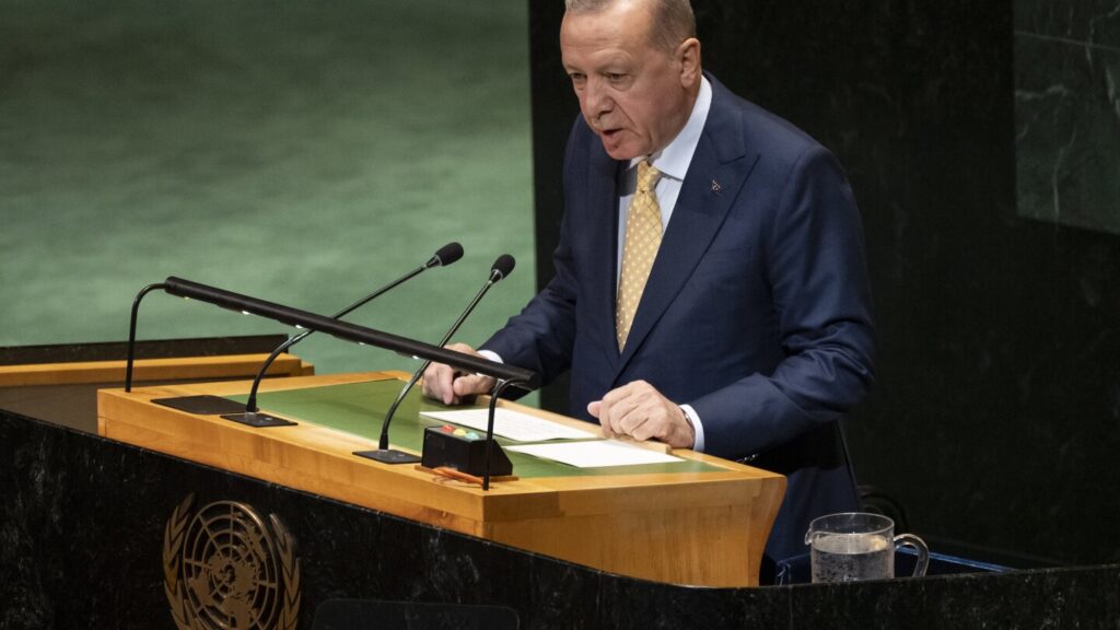 Turkish authorities detain 13 in Ankara corruption investigation