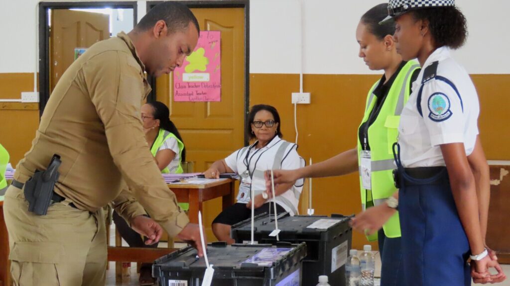 Seychelles president seeks a second term as people vote in African tourist haven