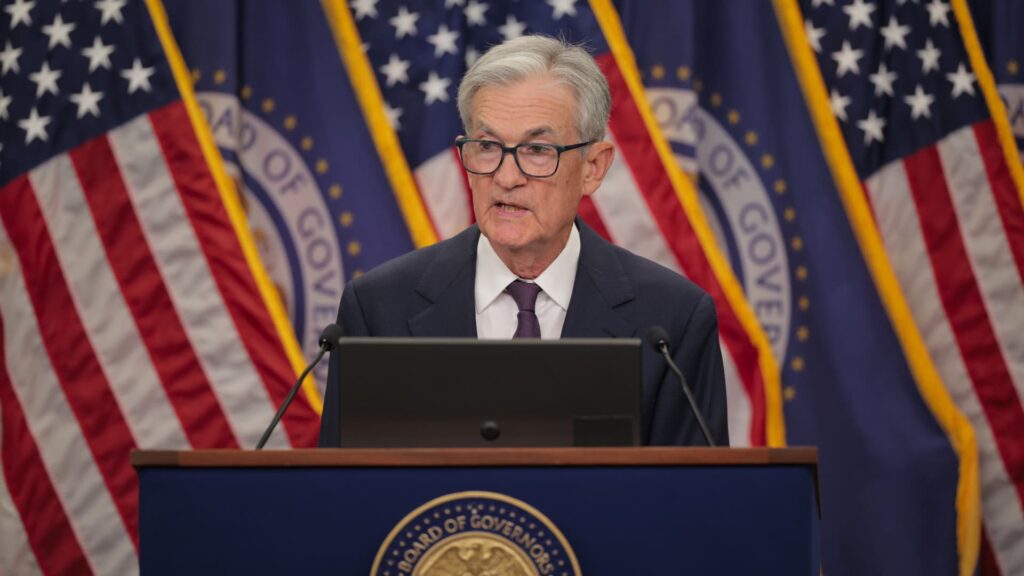 Shutdown Fed rate cuts