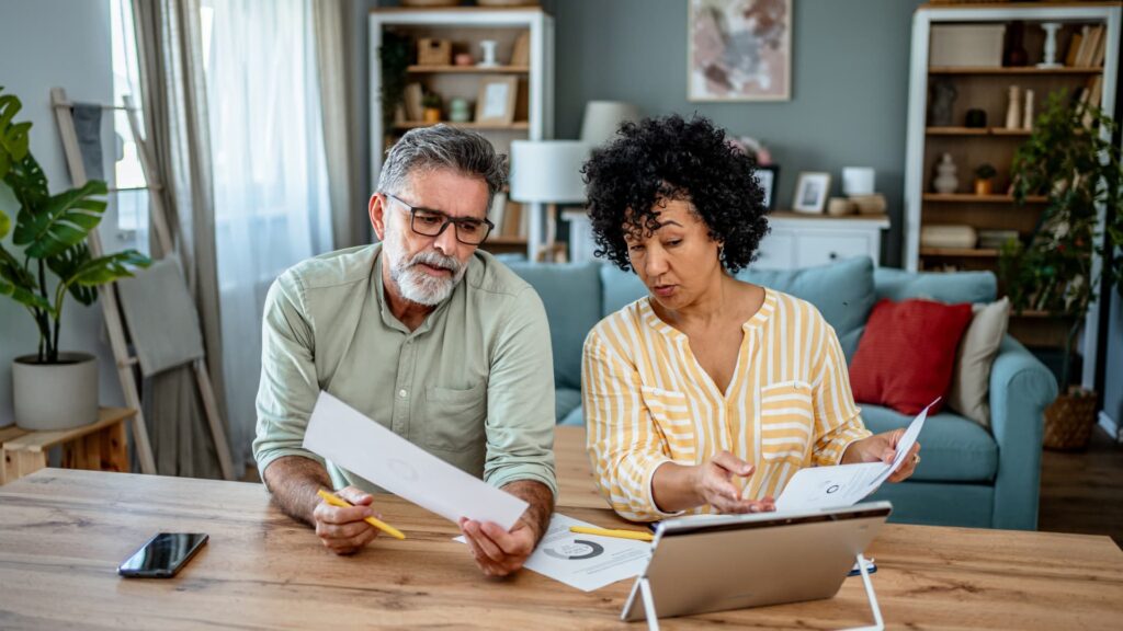 Successful couples never let these financial mistakes ruin their relationship