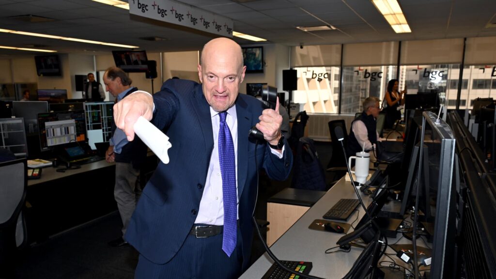 Avoid this investing strategy—it’s a ‘road to disaster’