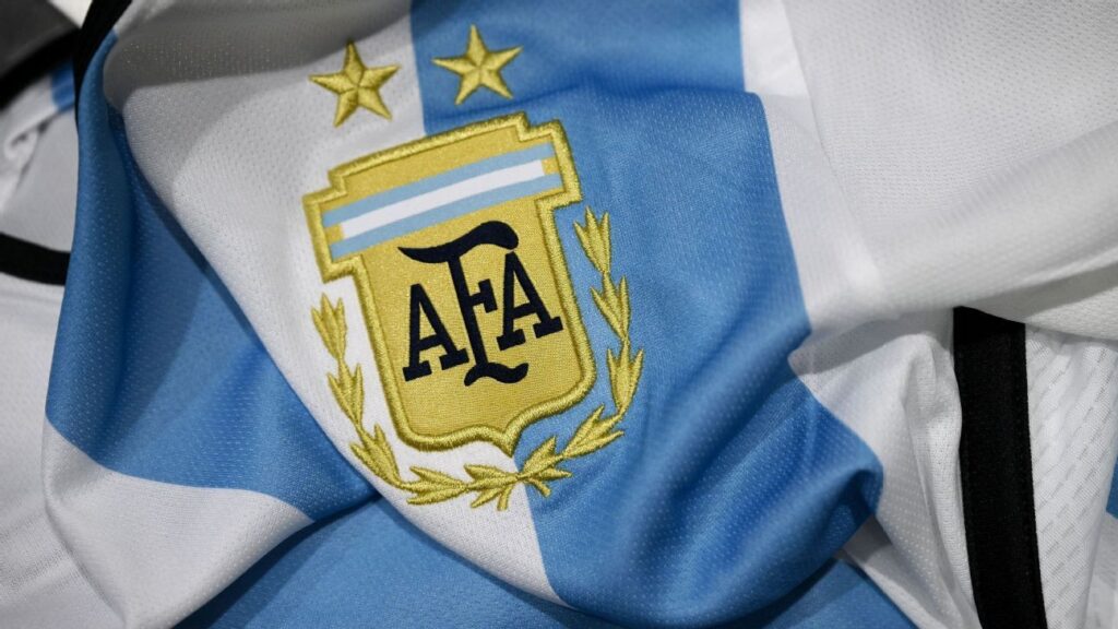 Sources: Argentina friendly relocated to Fort Lauderdale amid Chicago unrest