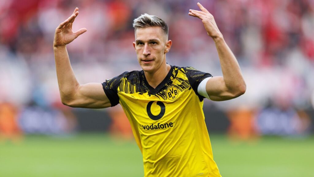 Transfer rumors, news: Liverpool eye Dortmund’s Schlotterbeck