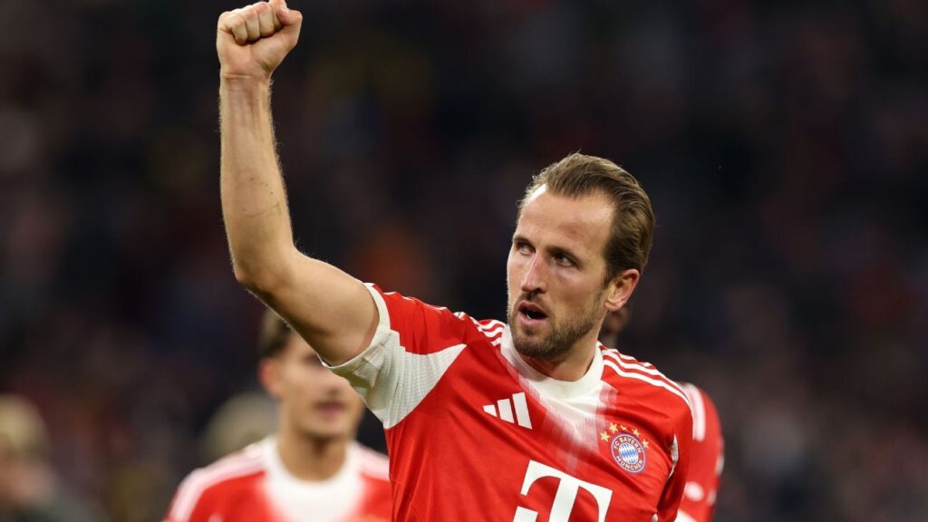 Kane nets 400th career club goal in Bayern win over Dortmund