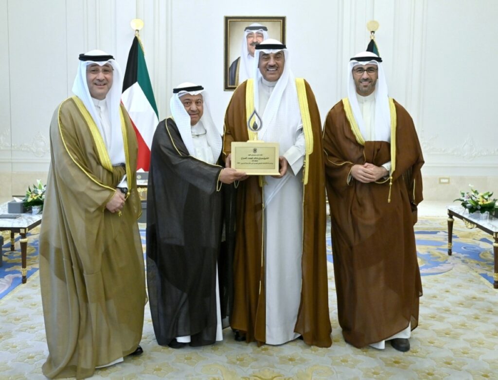 Crown Prince receives KPC officials to mark a record offshore gas discovery