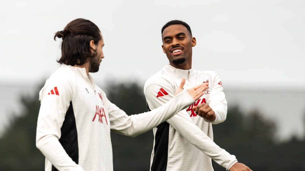 Liverpool v Aston Villa: Team news