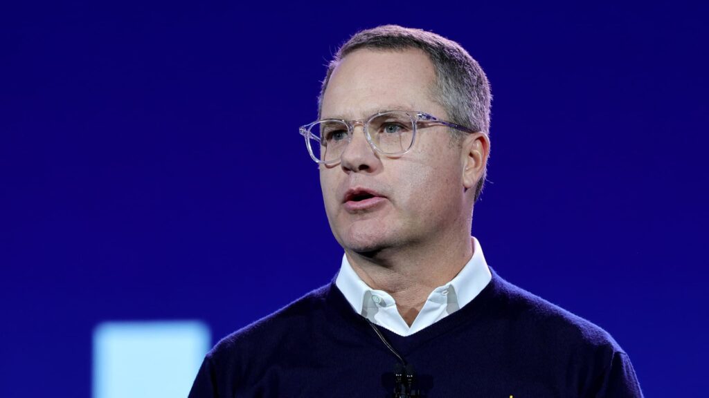 Retiring Walmart CEO started out unloading trucks in high school