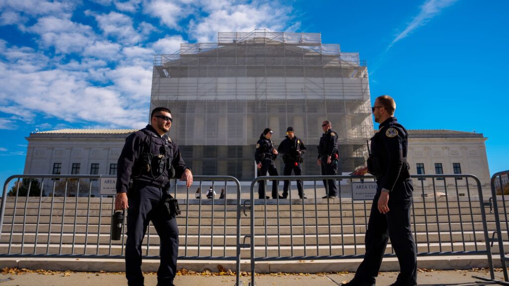 Trump admin tells Supreme Court it wants to block full food stamp order