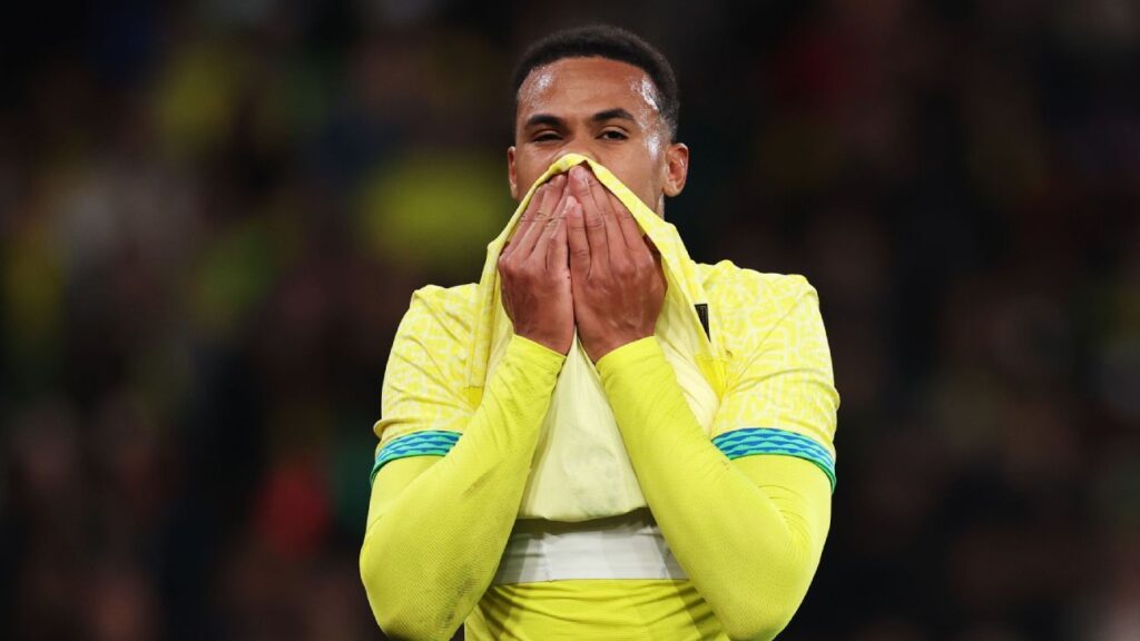 Arsenal’s Gabriel goes off injured in Brazil friendly win