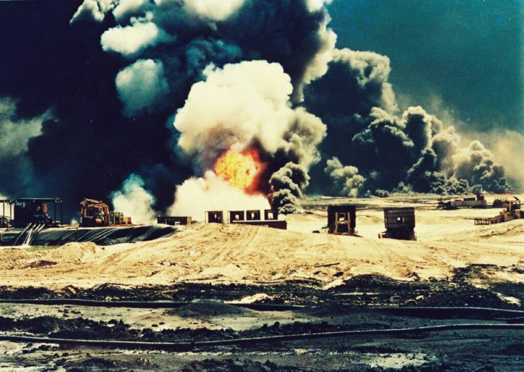 Kuwait marks 34th anniversary of last oil well extinguished