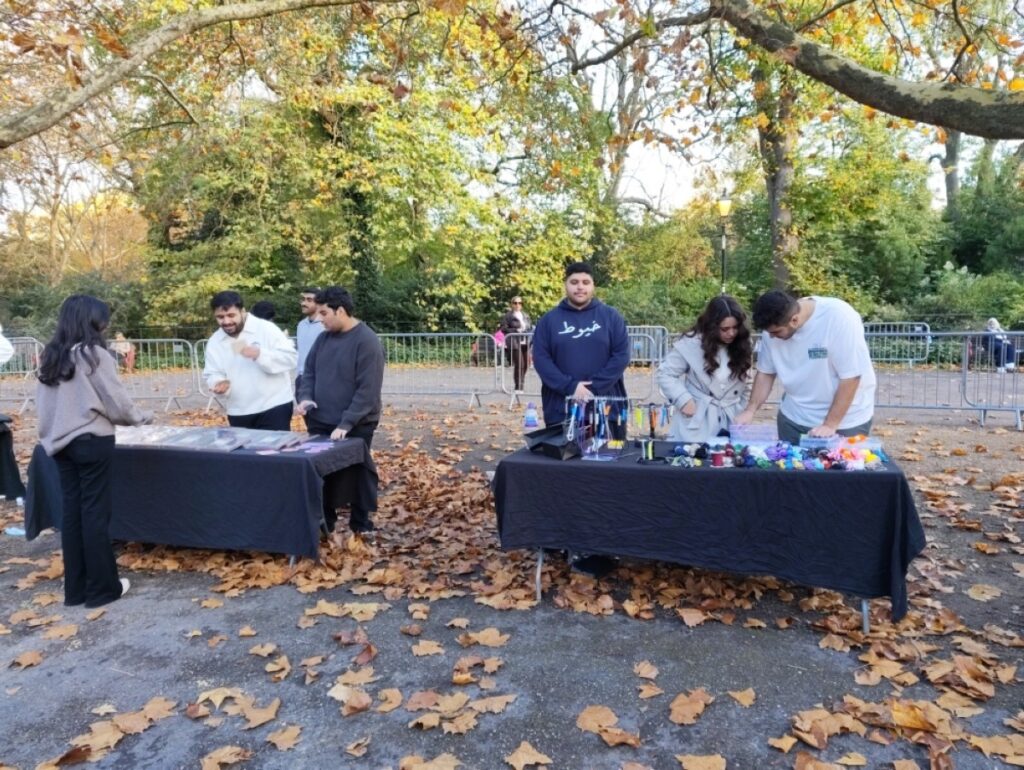 Students participate in London marathon