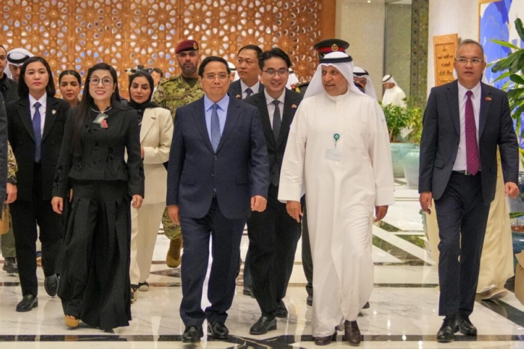 Vietnam premier begins Kuwait visit with key meetings