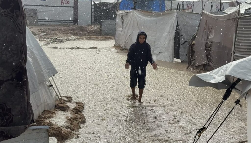 Gazans trapped as heavy rains flood tents and hospital