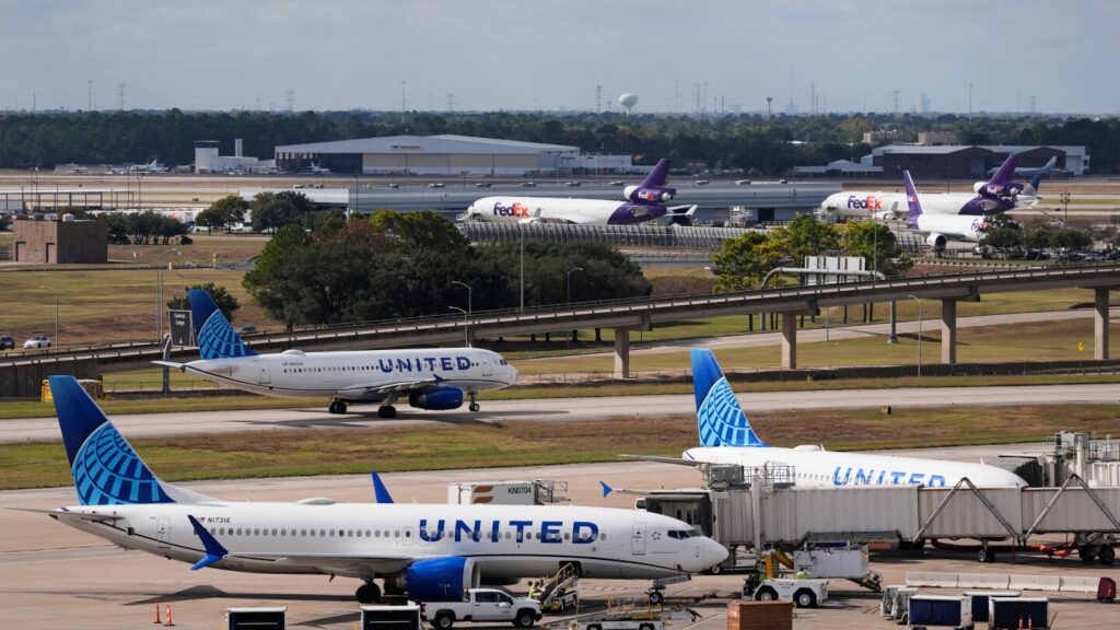 The Latest: Hundreds of flights canceled nationwide due to government shutdown