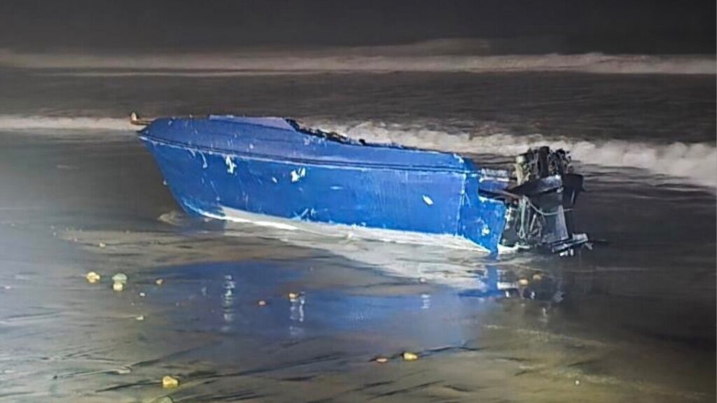 Migrant vessel capsizes in rough seas off San Diego, killing 4 people