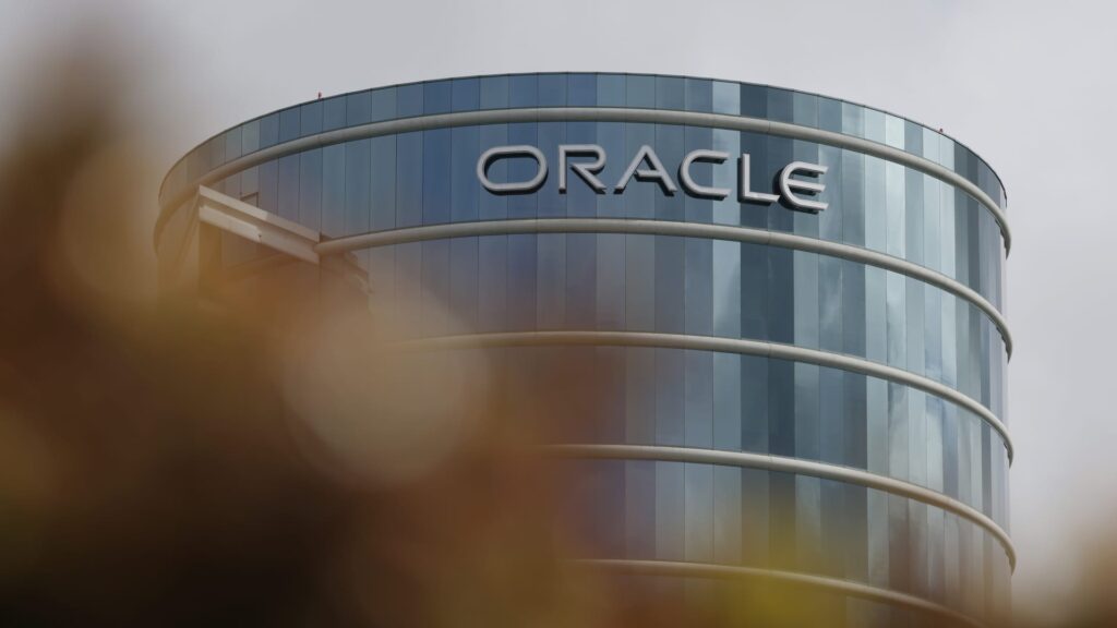 Oracle shares tank 15%, dragging down Nvidia, AMD, CoreWeave