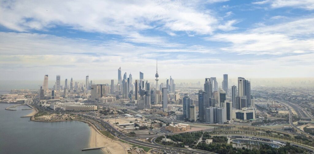 Rain, thunderstorms forecast as weather system affects Kuwait
