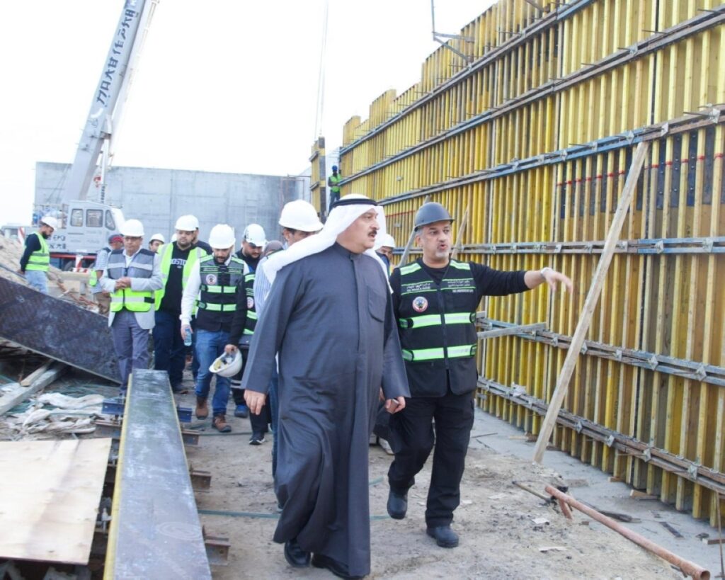 Minister inspects rehabilitation center project in Sulaibiya