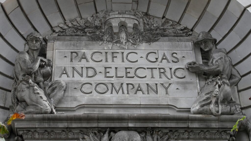 Massive PG&E outage leaves 130,000 in San Francisco without power