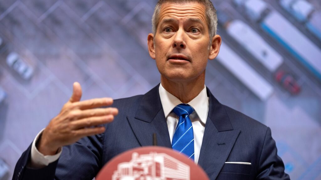 US transportation secretary’s daughter criticizes TSA pat-down as ‘absurdly invasive’