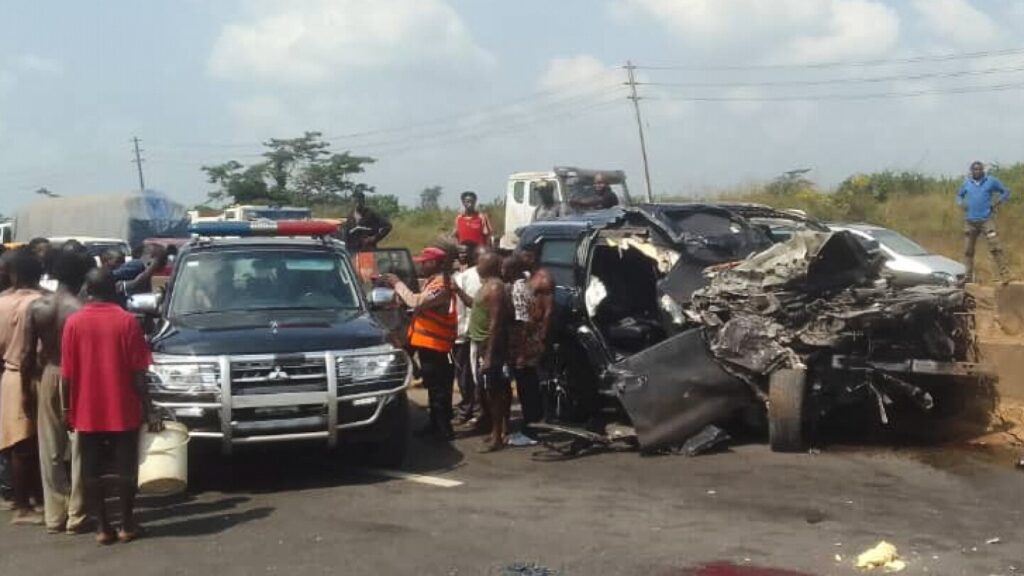 Concerns over Nigeria’s roads after crash that injured boxer Anthony Joshua and killed 2 associates