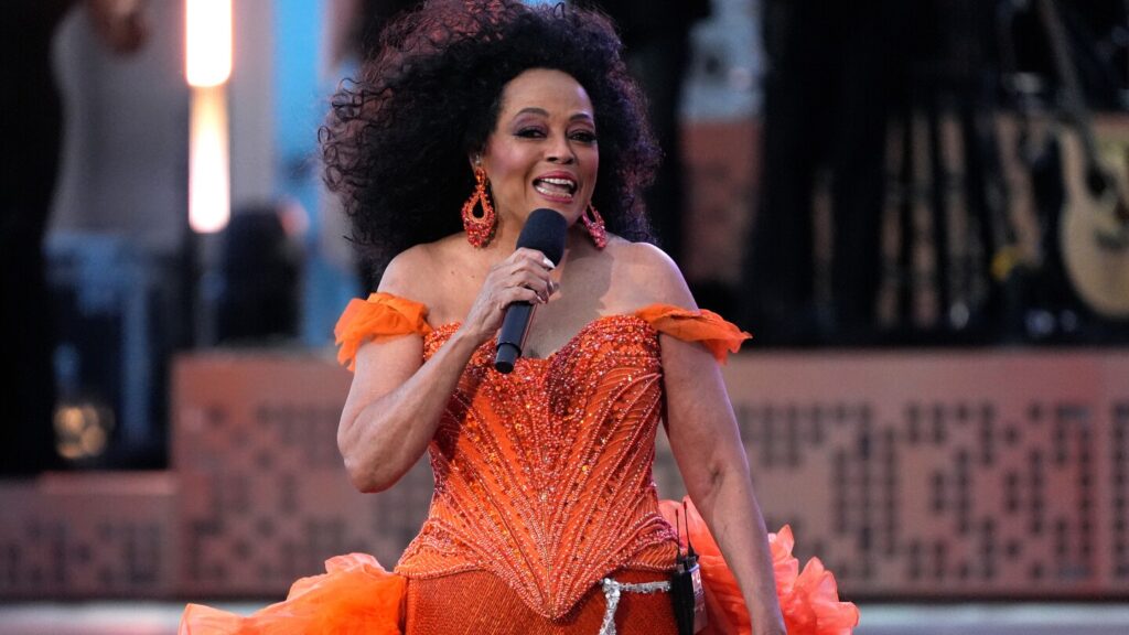 Diana Ross to headline Dick Clark’s New Year’s Rockin’ Eve with medley of hits