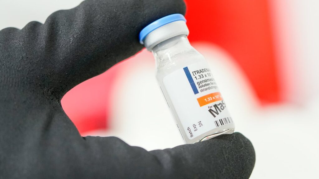 Roche, Sanofi tout pharma pipelines as earnings fail to excite