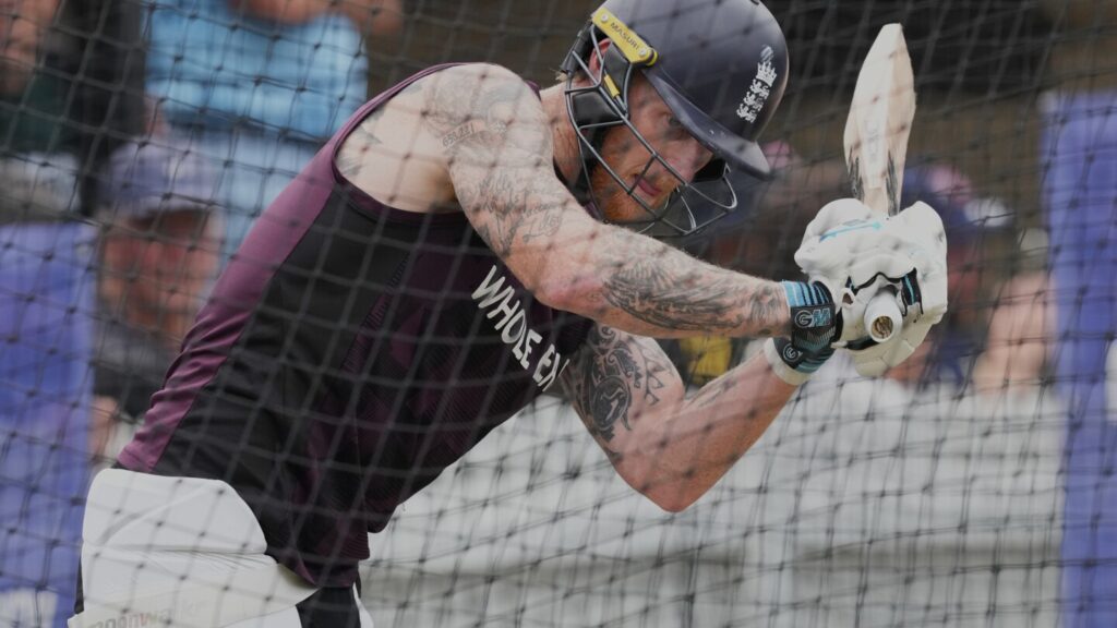 Rifle-toting police will patrol the 5th Ashes cricket test in Sydney following Bondi shootings