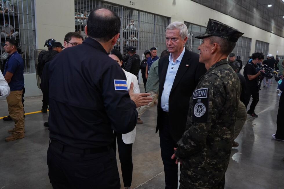 Chile’s far-right president-elect visits El Salvador mega-prison