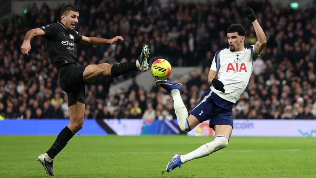 Dominik Solanke on Tottenham scorpion goal: ‘Had a few looks’
